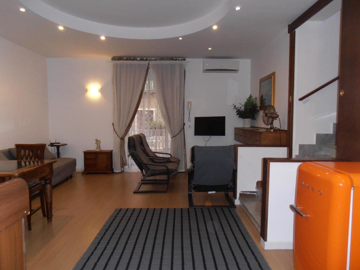La Residenza Napoli Chiaia Short Let Apartment Superior Via Chiaia 82 Eksteriør bilde