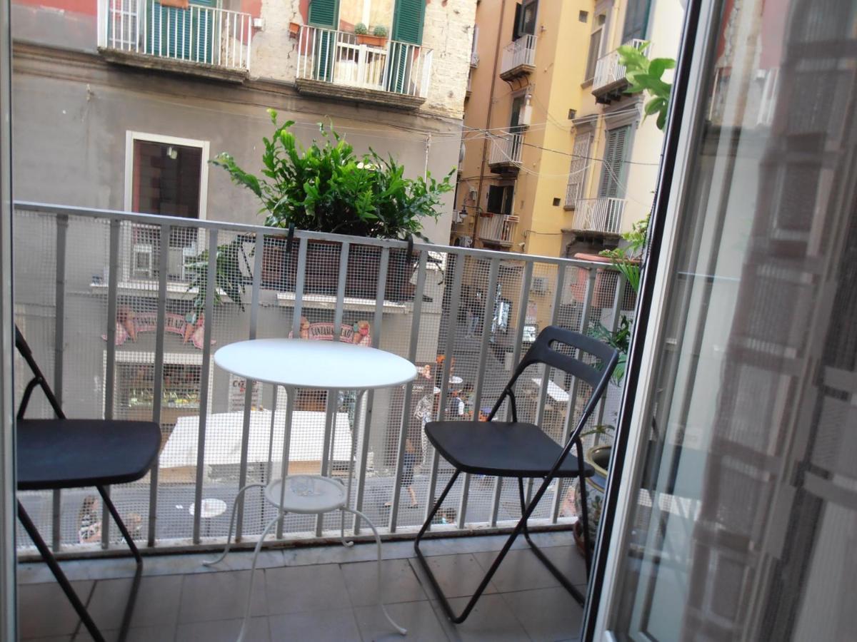 La Residenza Napoli Chiaia Short Let Apartment Superior Via Chiaia 82 Eksteriør bilde