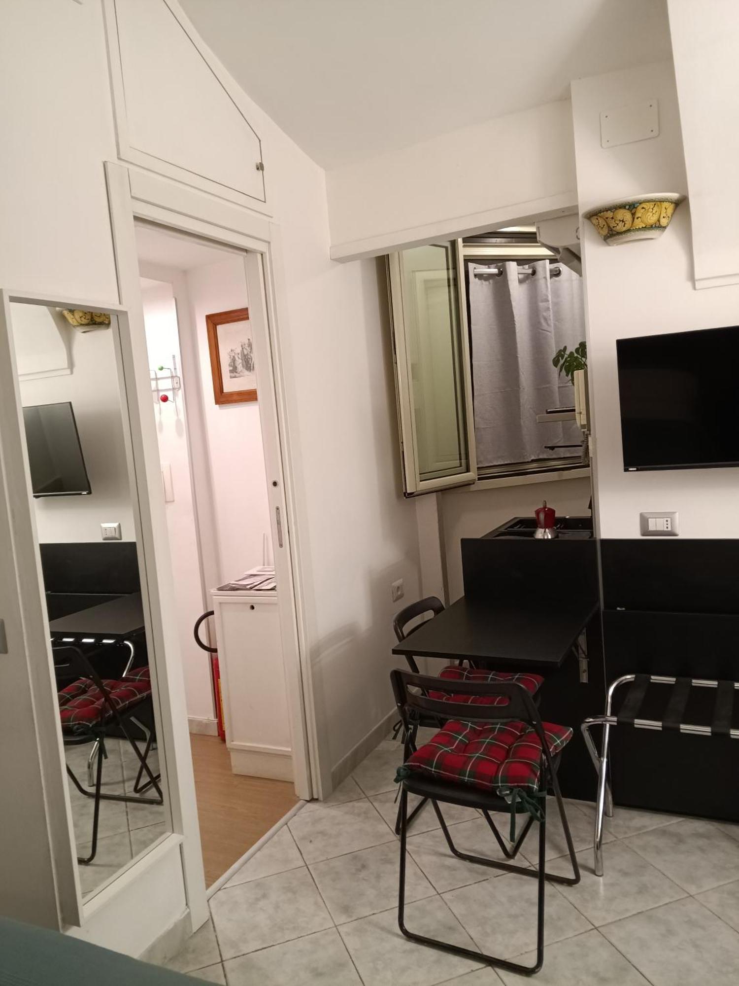 La Residenza Napoli Chiaia Short Let Apartment Superior Via Chiaia 82 Eksteriør bilde
